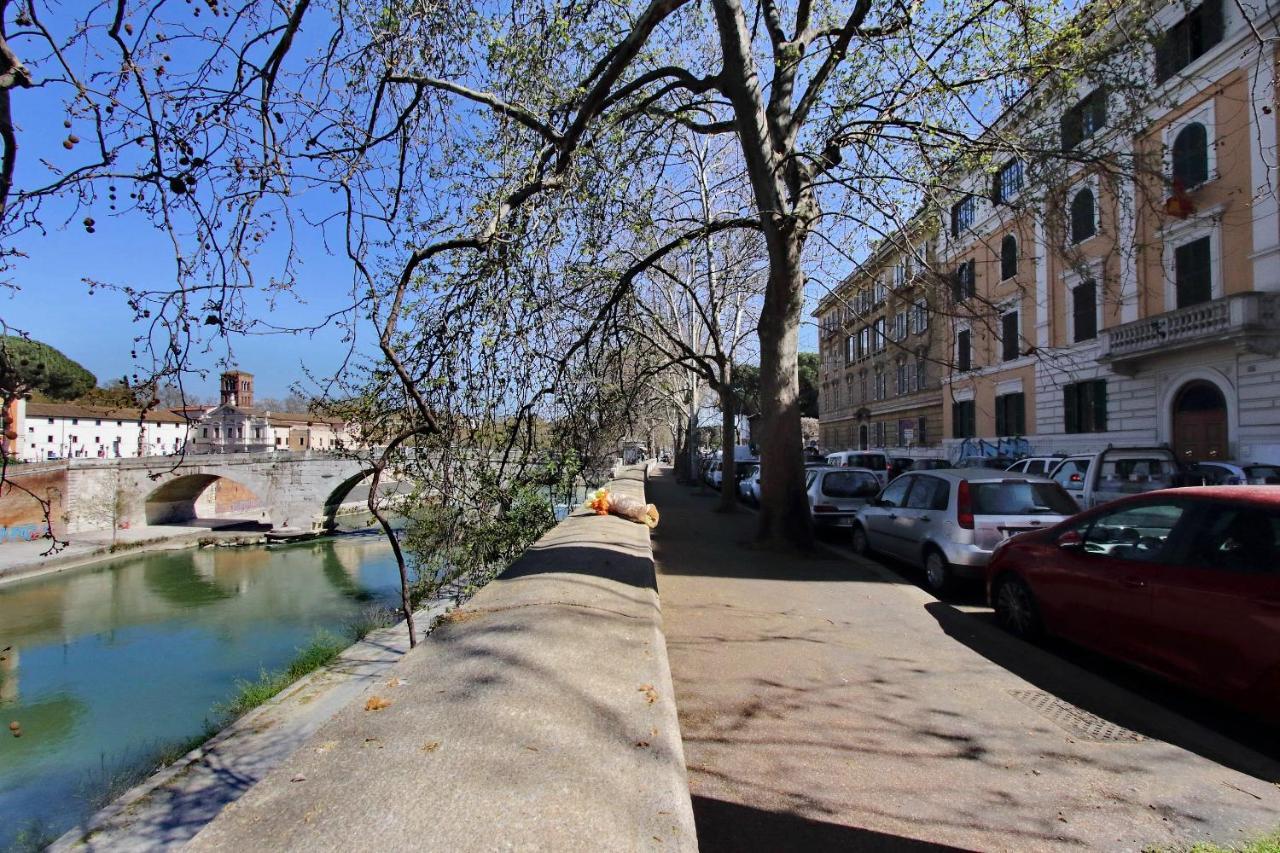 4Bnb - Tiberina Spacious Apartment Roma Exterior foto